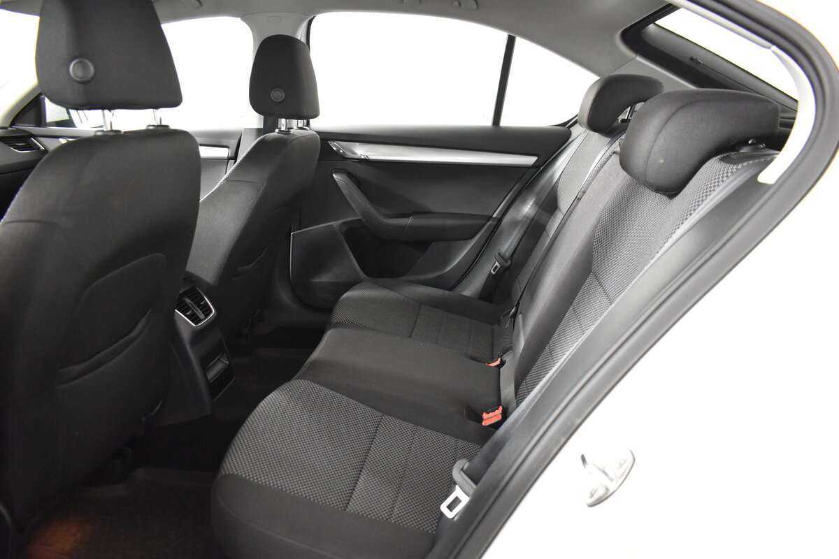 Купить Skoda Octavia, 2014, 199 563 км, фото №12