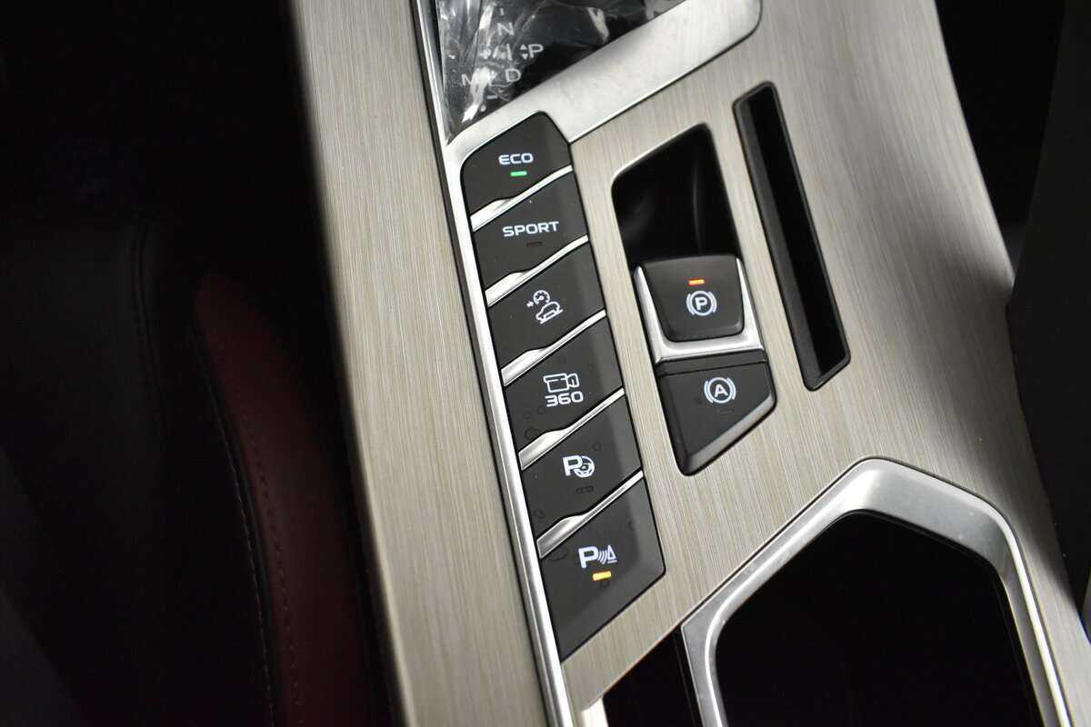 Купить Geely Coolray, 2023, 11 015 км, фото №18