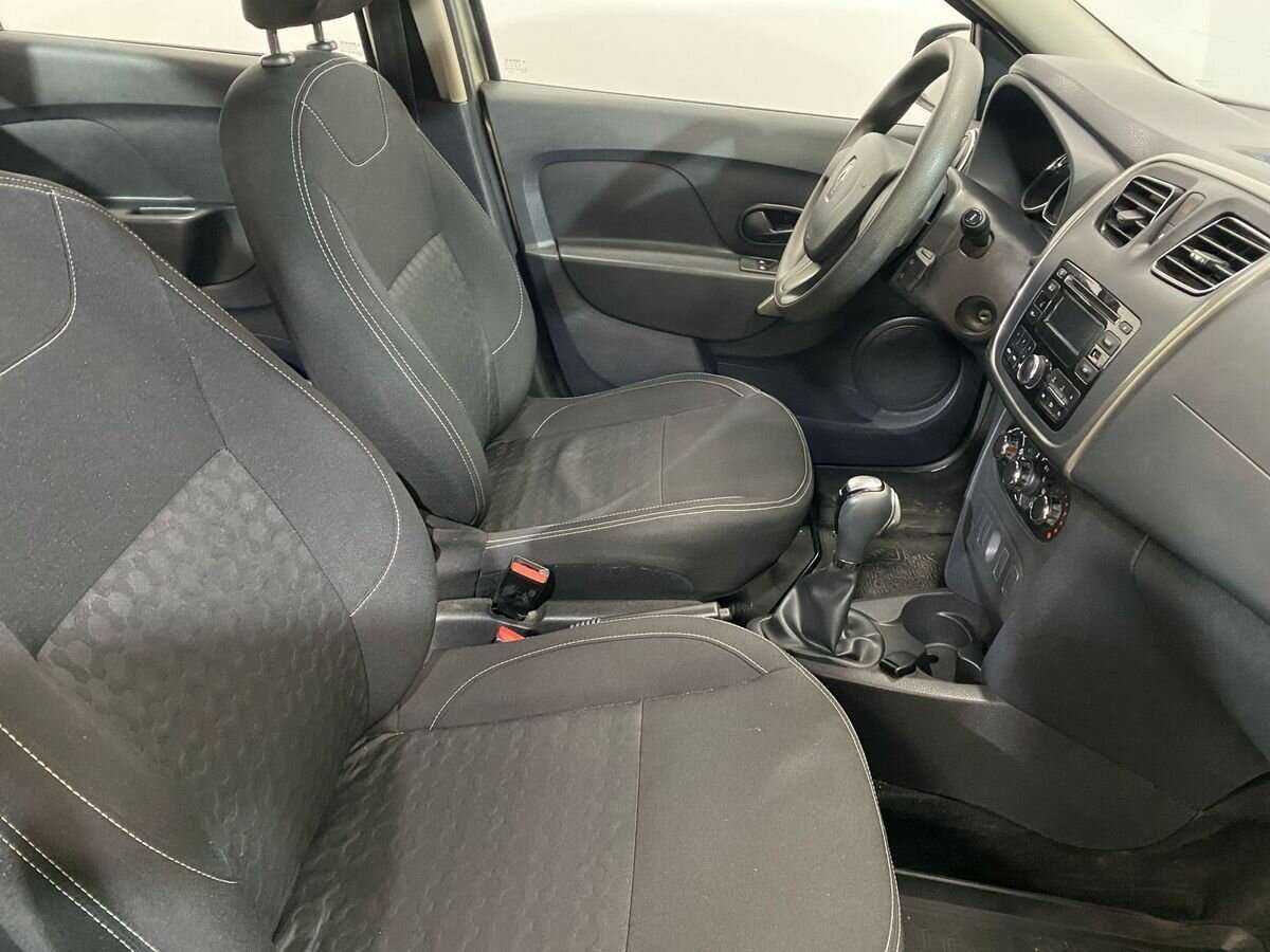 Купить Renault Logan, 2016, 153 674 км, фото №10