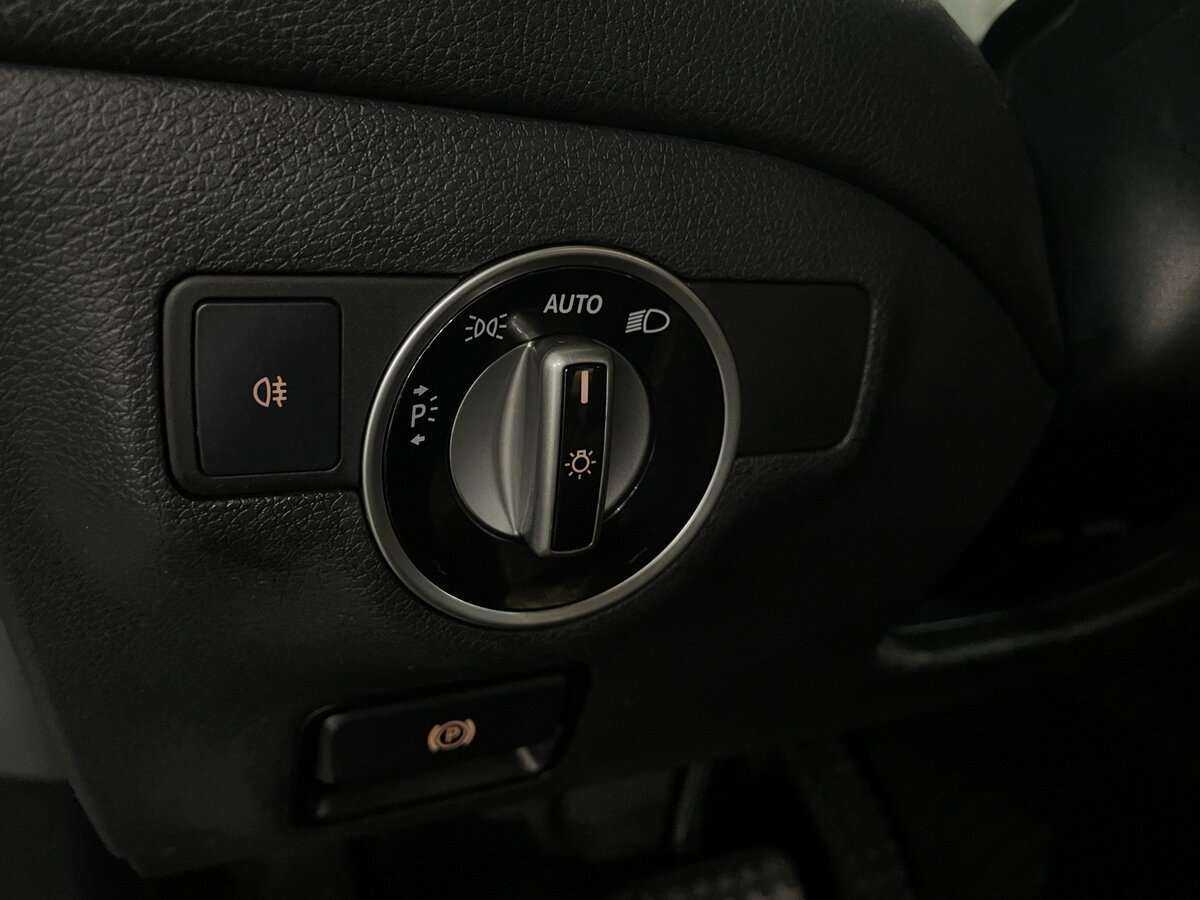 Купить Mercedes-Benz CLA 200, 2014, 229 820 км, фото №14