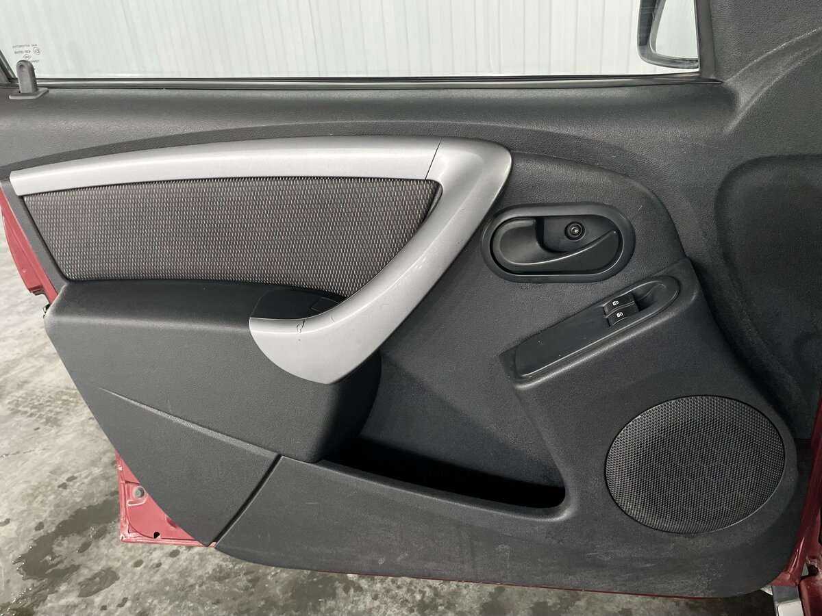 Купить Renault Duster, 2012, 152 000 км, фото №17