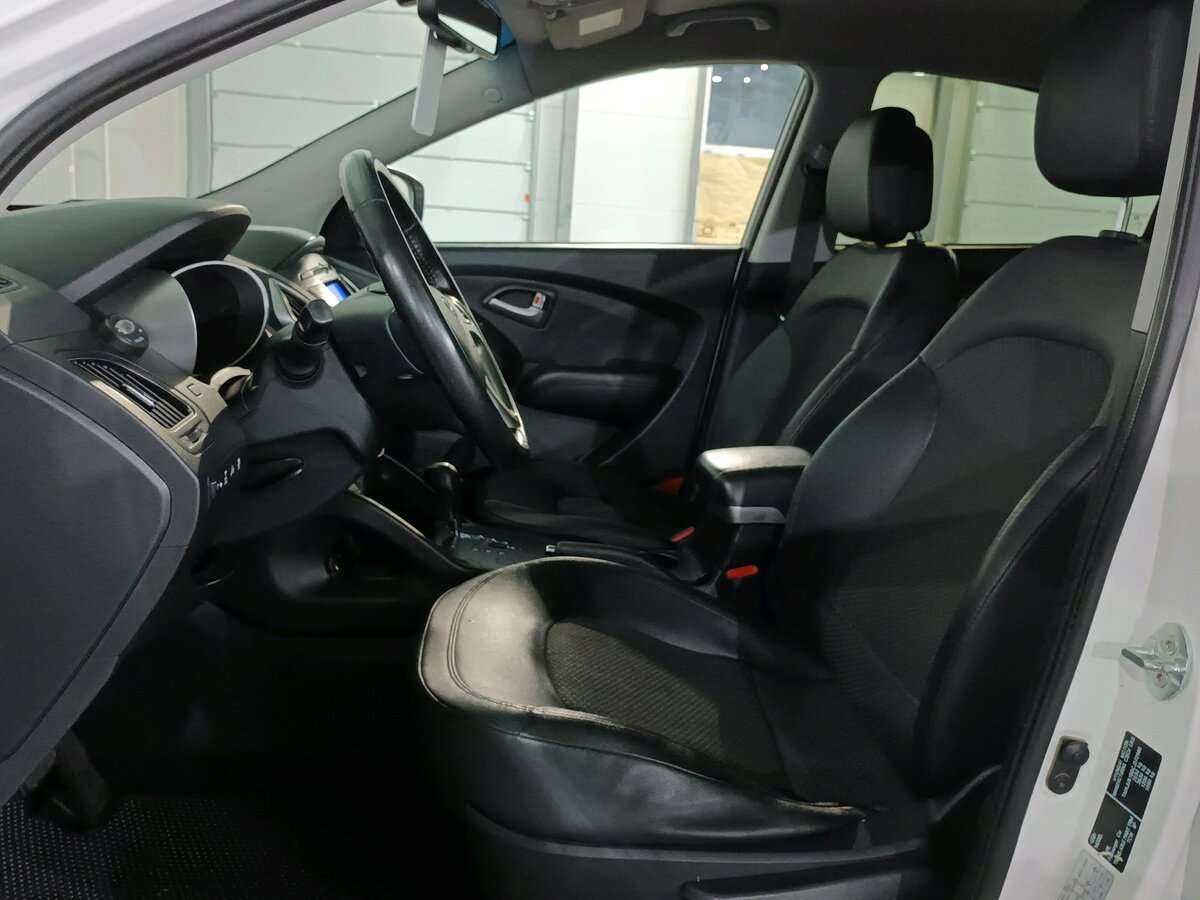 Купить Hyundai ix35, 2012, 173 631 км, фото №9