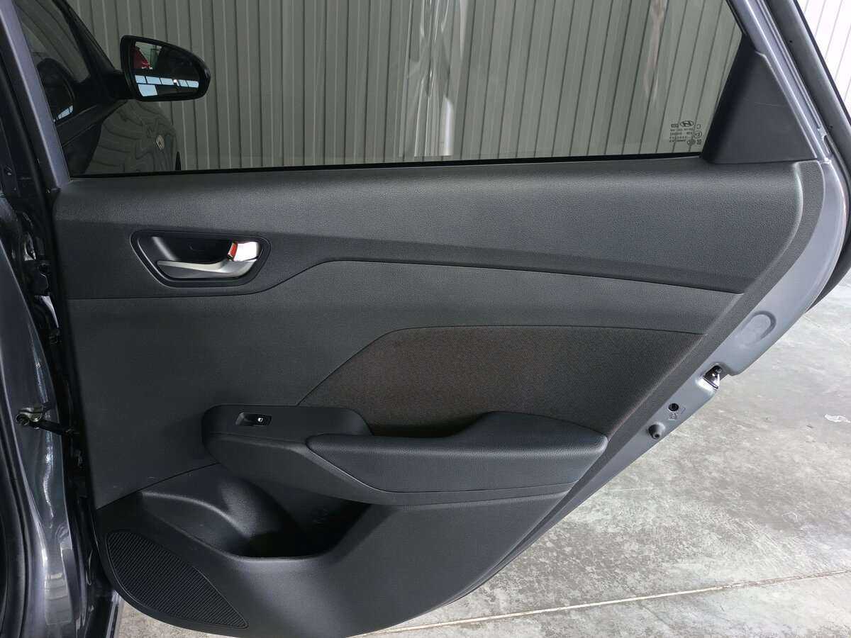 Купить Hyundai Solaris, 2022, 16 800 км, фото №20