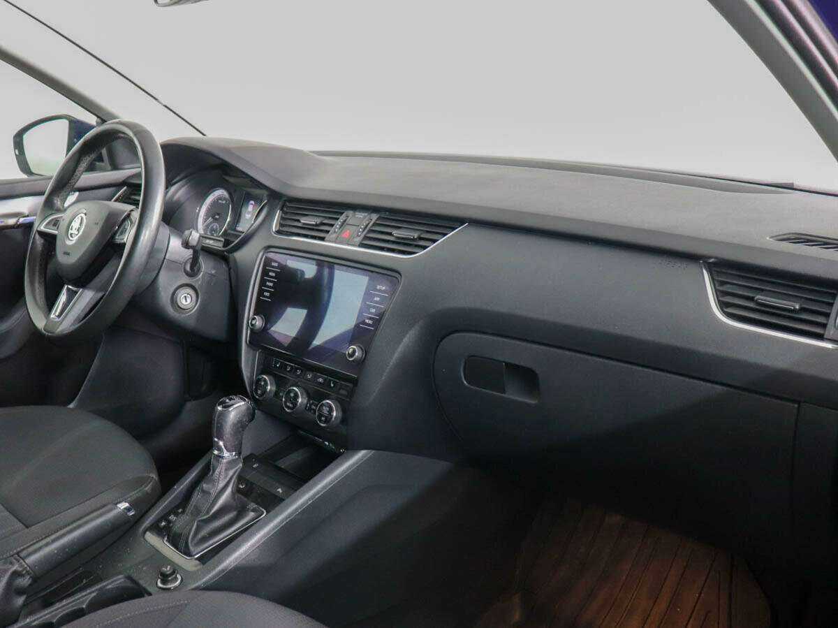 Купить Skoda Octavia, 2017, 144 587 км, фото №9