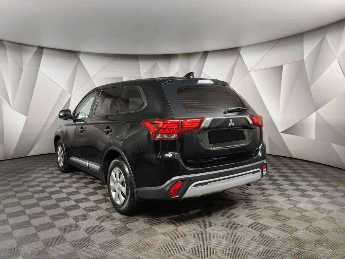 Купить Mitsubishi Outlander, 2018, 117 219 км, фото №4