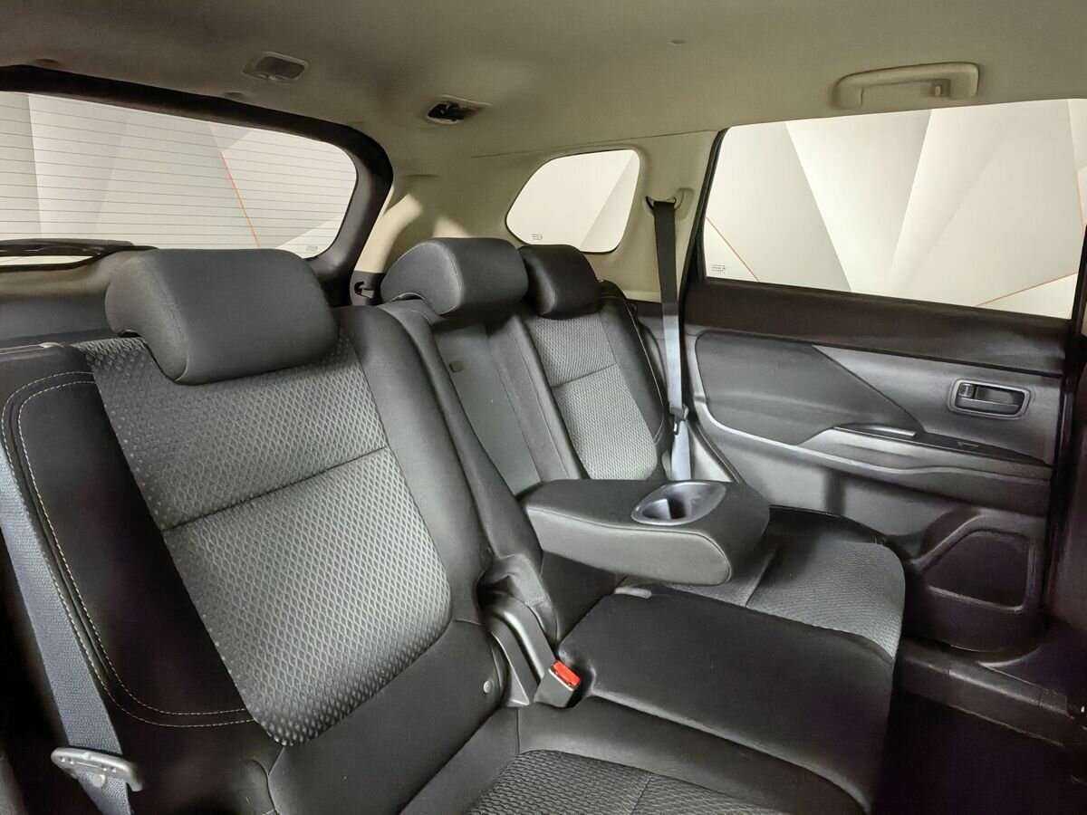 Купить Mitsubishi Outlander, 2018, 117 219 км, фото №11