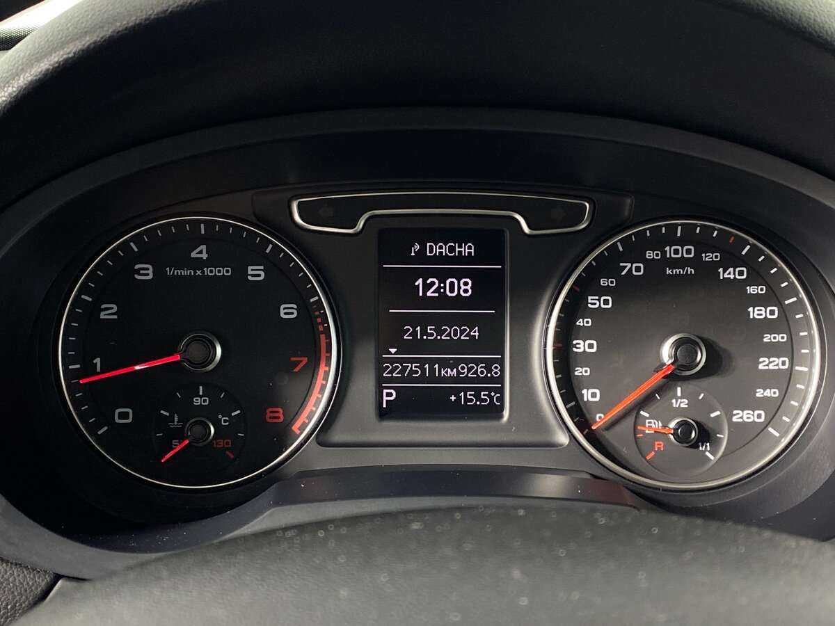 Купить Audi Q3, 2013, 227 000 км, фото №11