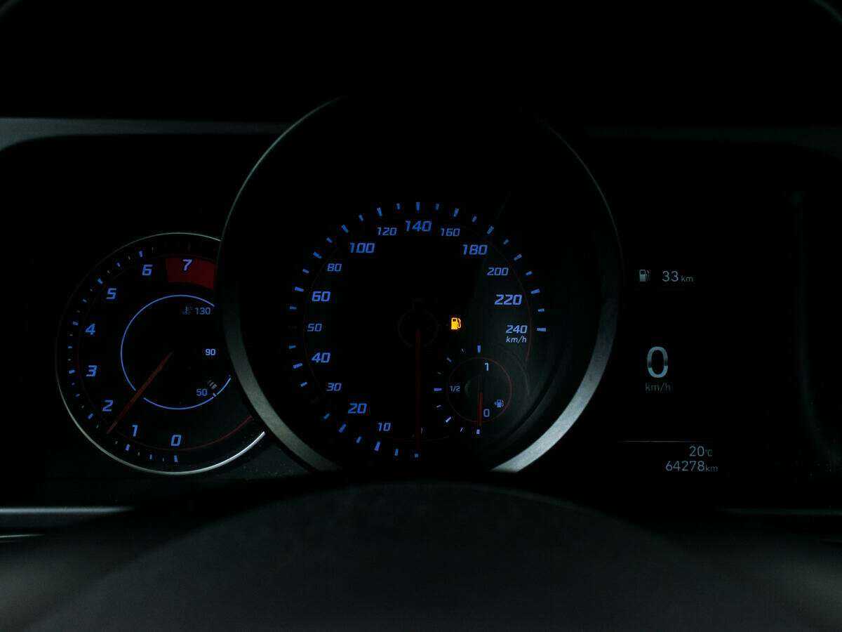 Купить Hyundai Elantra, 2021, 64 500 км, фото №11