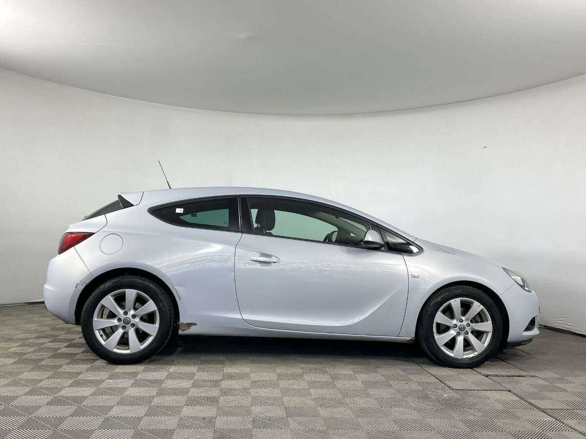 Купить Opel Astra GTC, 2013, 138 930 км, фото №4