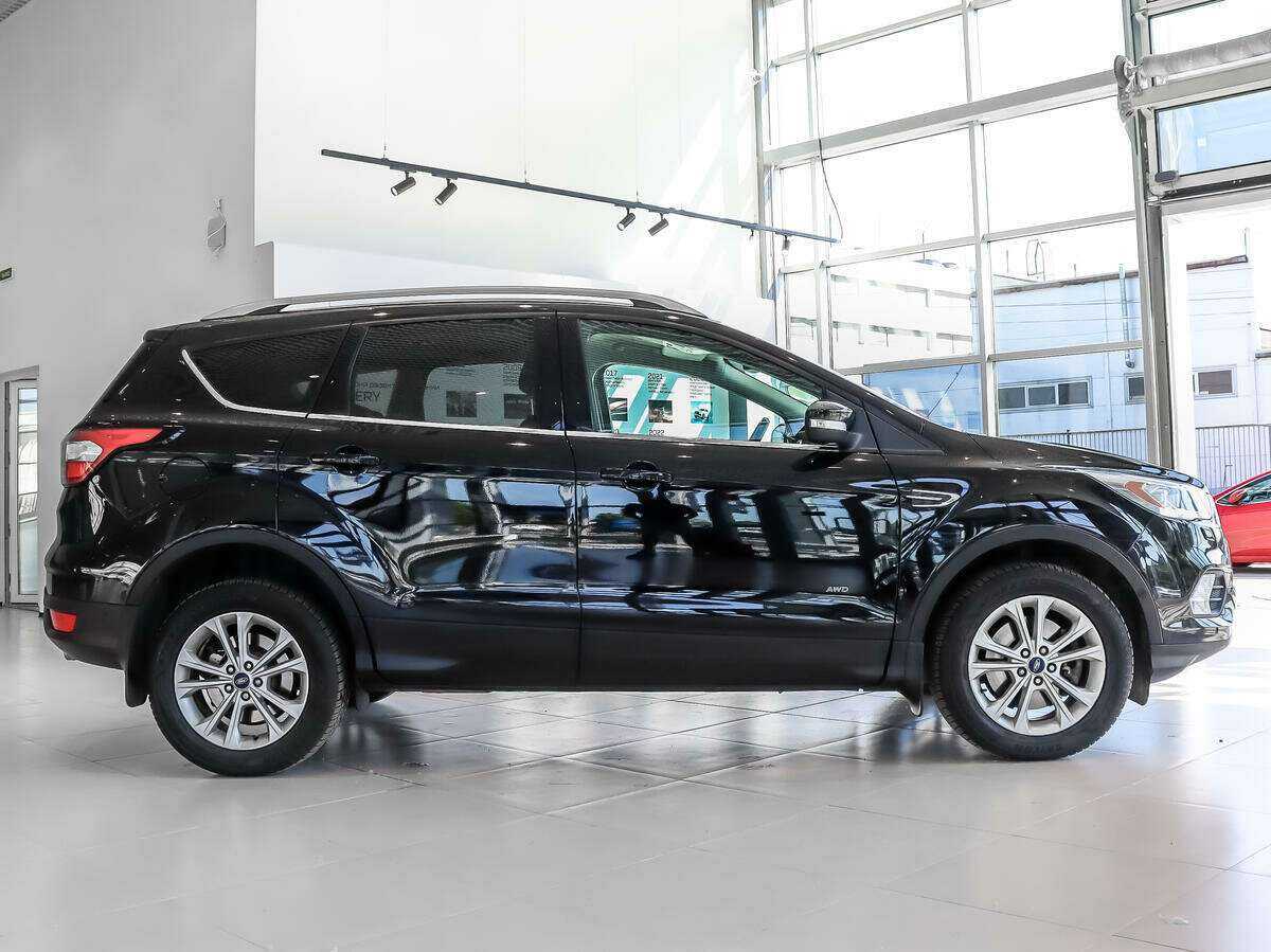 Купить Ford Kuga, 2016, 152 897 км, фото №4