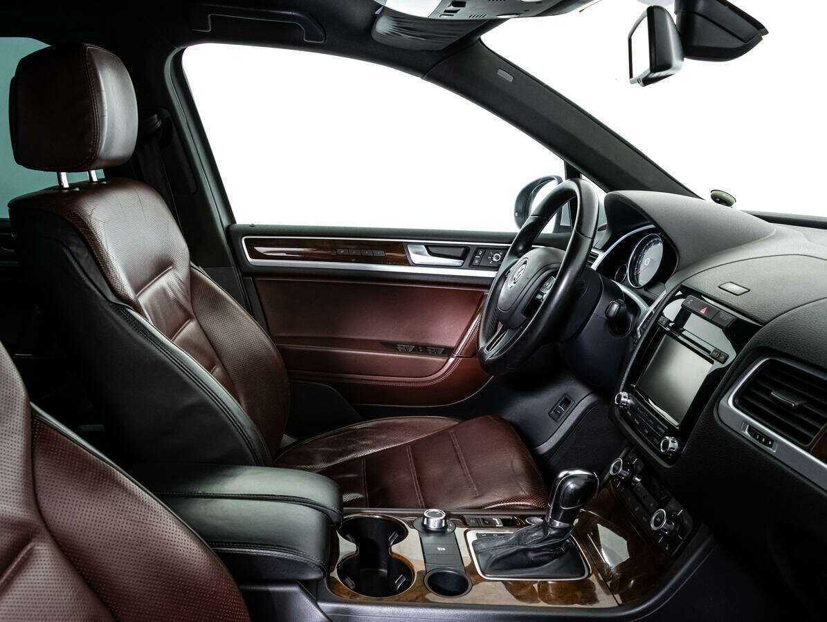 Купить Volkswagen Touareg, 2012, 229 375 км, фото №12