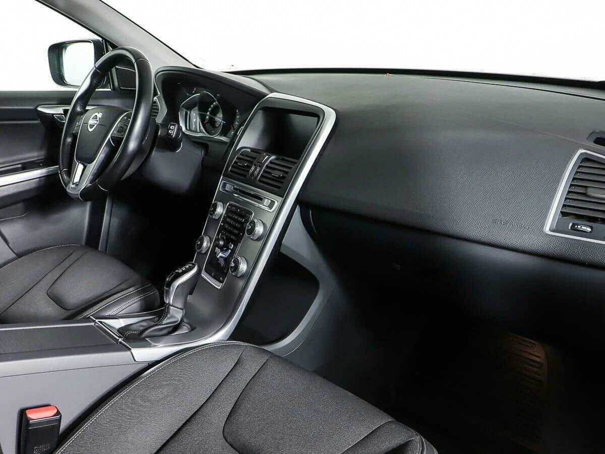 Купить Volvo XC60, 2017, 127 104 км, фото №9