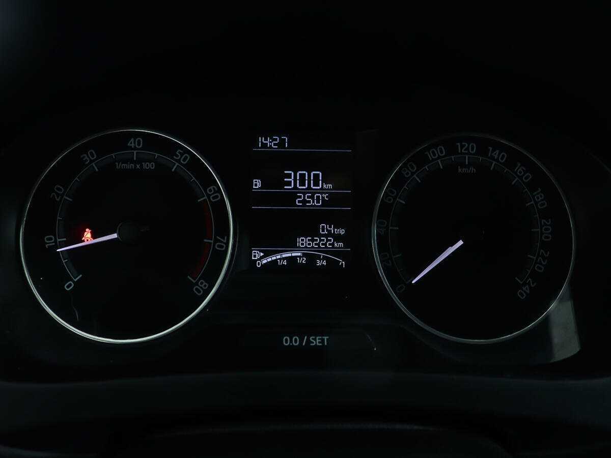 Купить Skoda Rapid, 2017, 186 222 км, фото №13