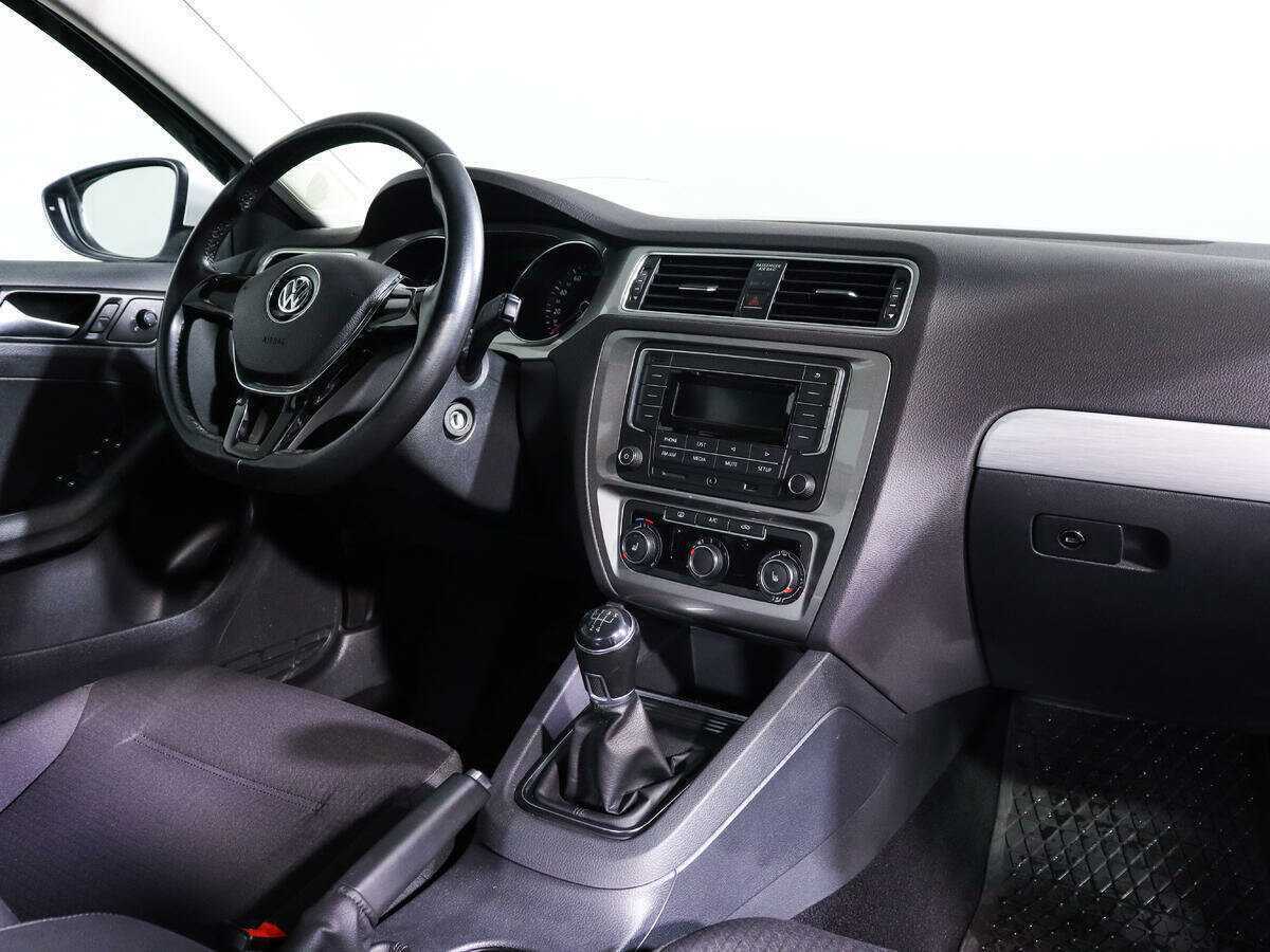Купить Volkswagen Jetta, 2017, 25 000 км, фото №7