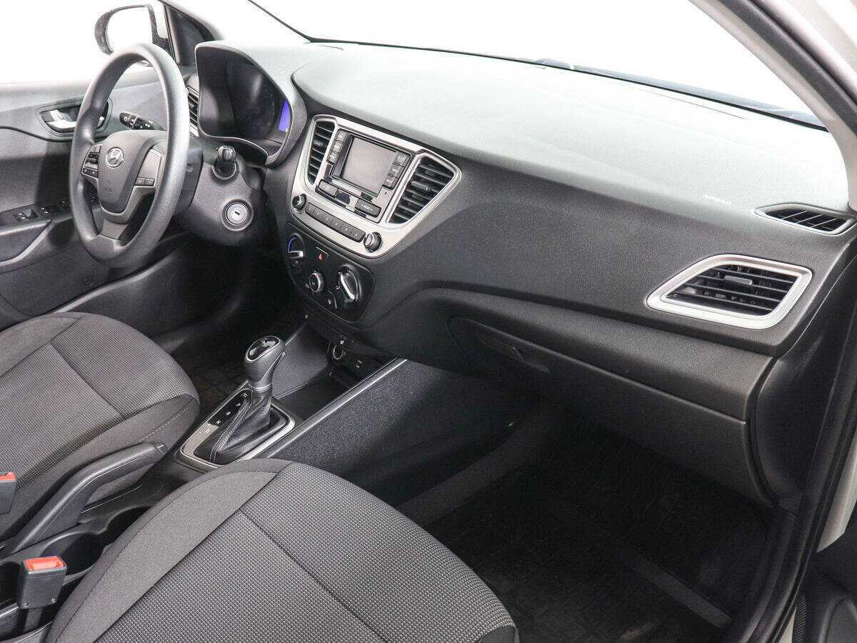 Купить Hyundai Solaris, 2020, 50 235 км, фото №10