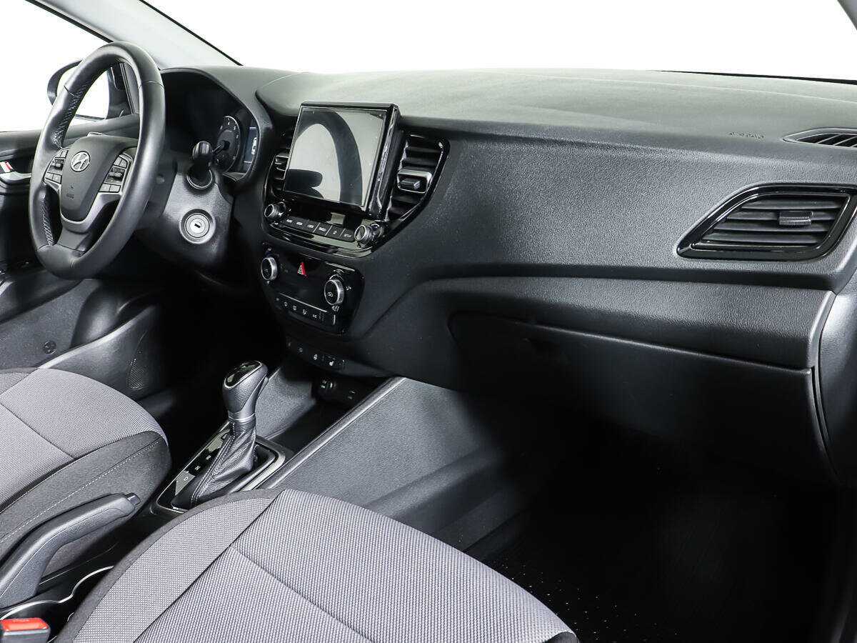 Купить Hyundai Solaris, 2022, 45 761 км, фото №11