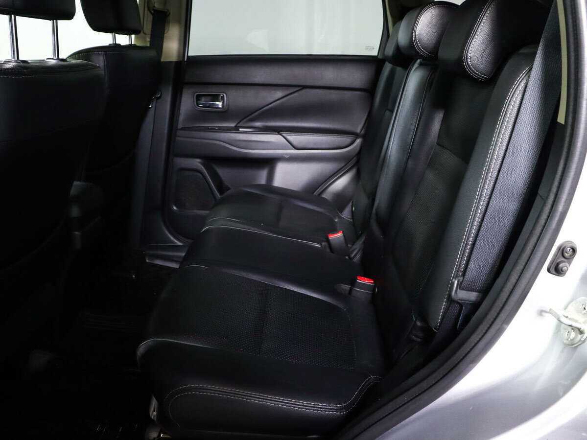 Купить Mitsubishi Outlander, 2017, 193 623 км, фото №8