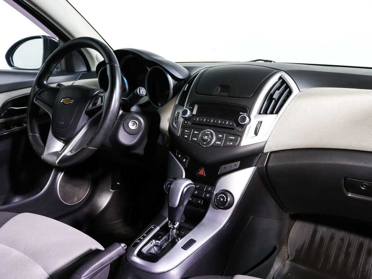 Купить Chevrolet Cruze, 2013, 184 000 км, фото №9
