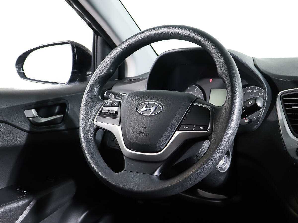 Купить Hyundai Solaris, 2017, 75 447 км, фото №15