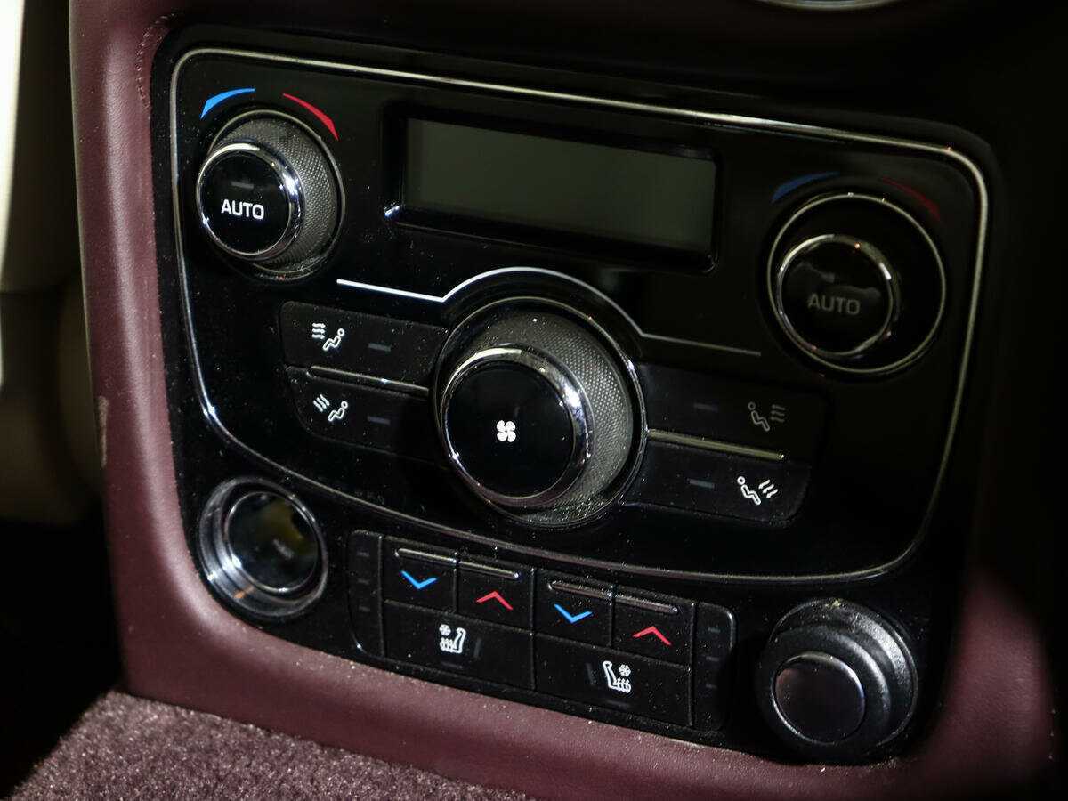 Купить Jaguar XJ Long, 2014, 73 102 км, фото №17