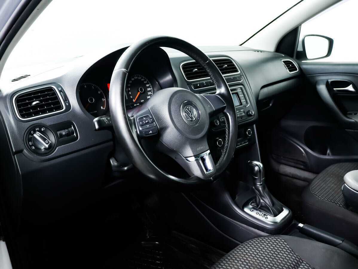 Купить Volkswagen Polo, 2012, 235 428 км, фото №13