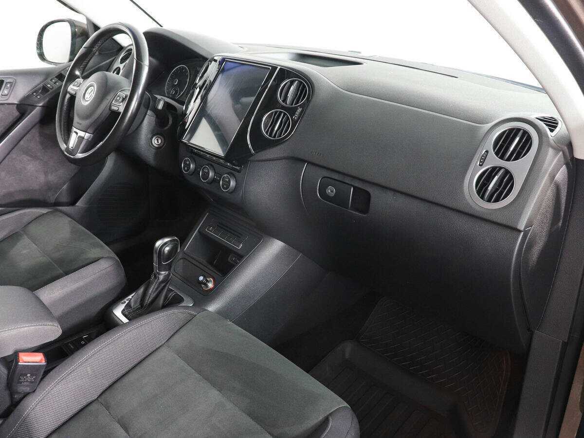 Купить Volkswagen Tiguan, 2016, 128 317 км, фото №8