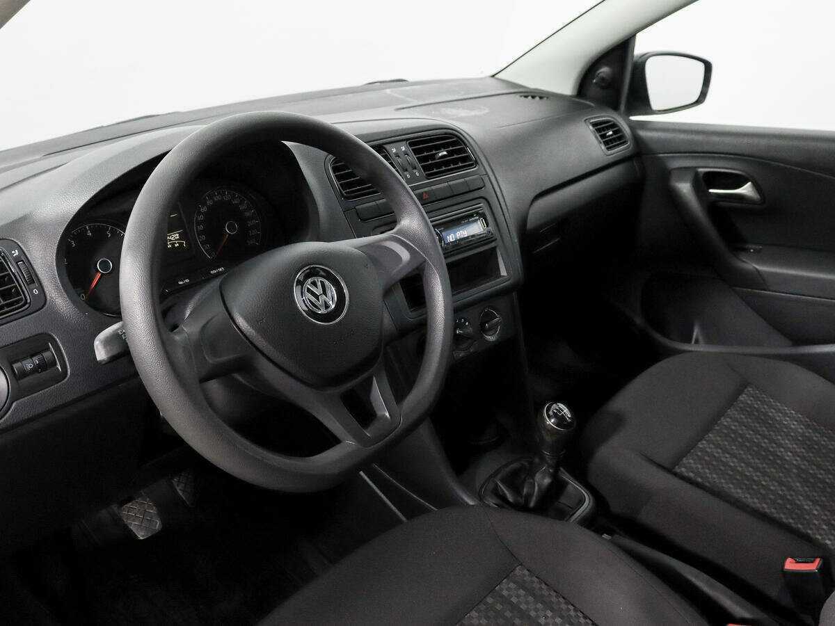 Купить Volkswagen Polo, 2018, 220 998 км, фото №7