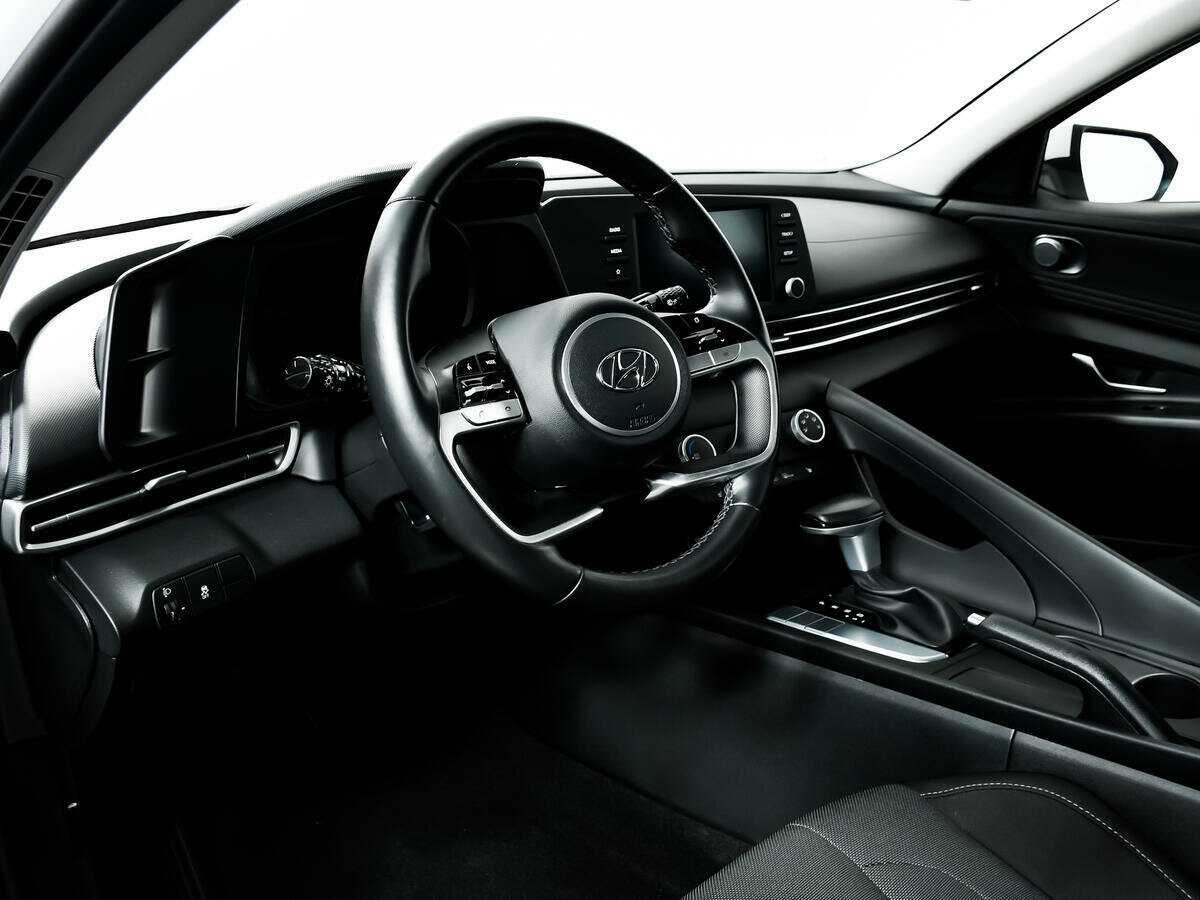 Купить Hyundai Elantra, 2022, 11 896 км, фото №13