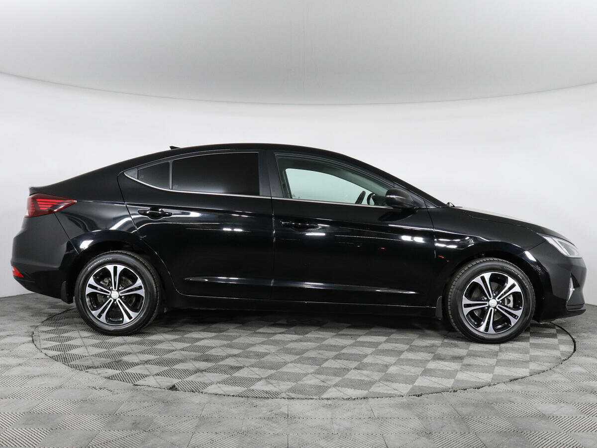 Купить Hyundai Elantra, 2019, 64 555 км, фото №4