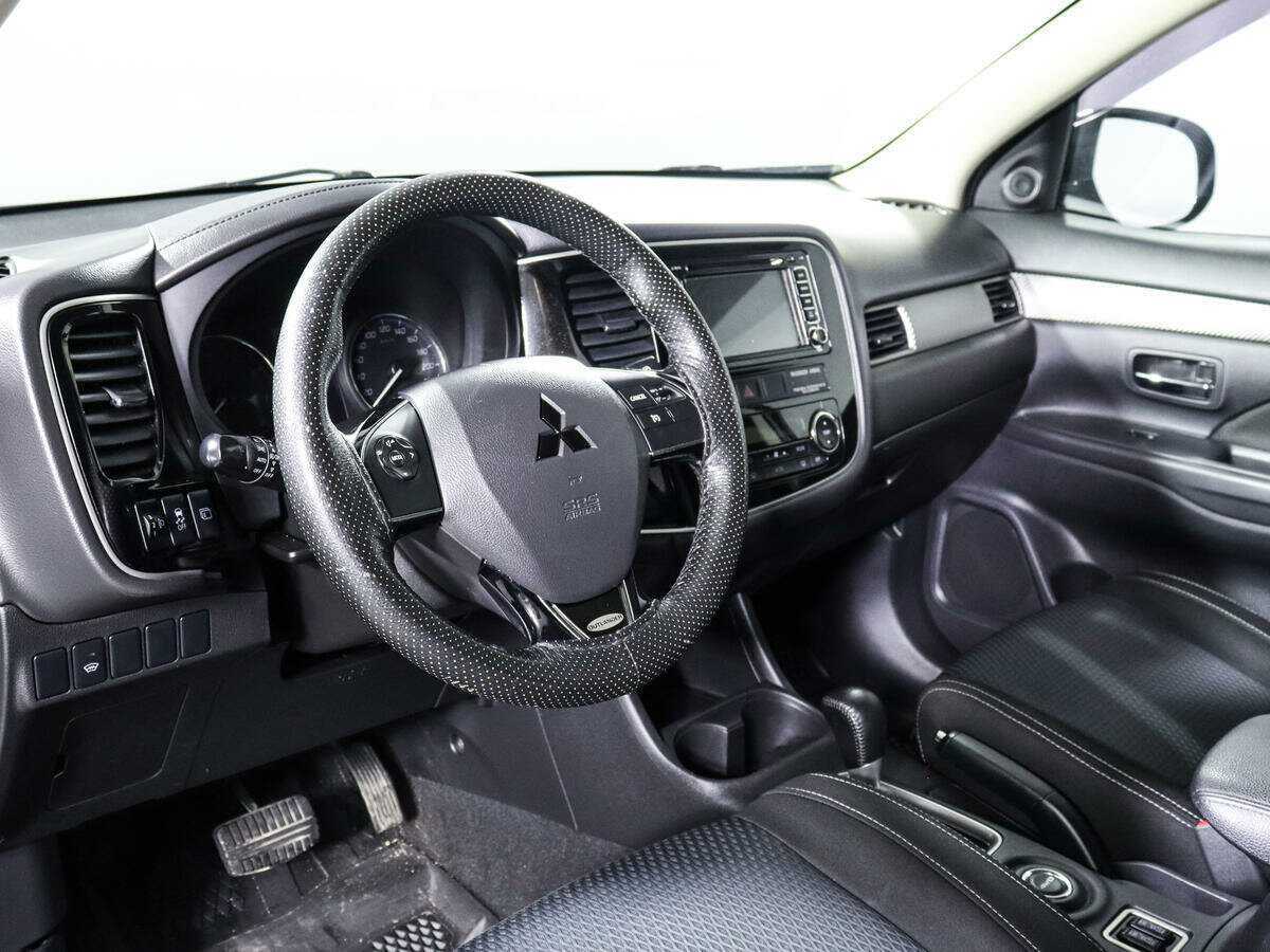 Купить Mitsubishi Outlander, 2016, 183 620 км, фото №13