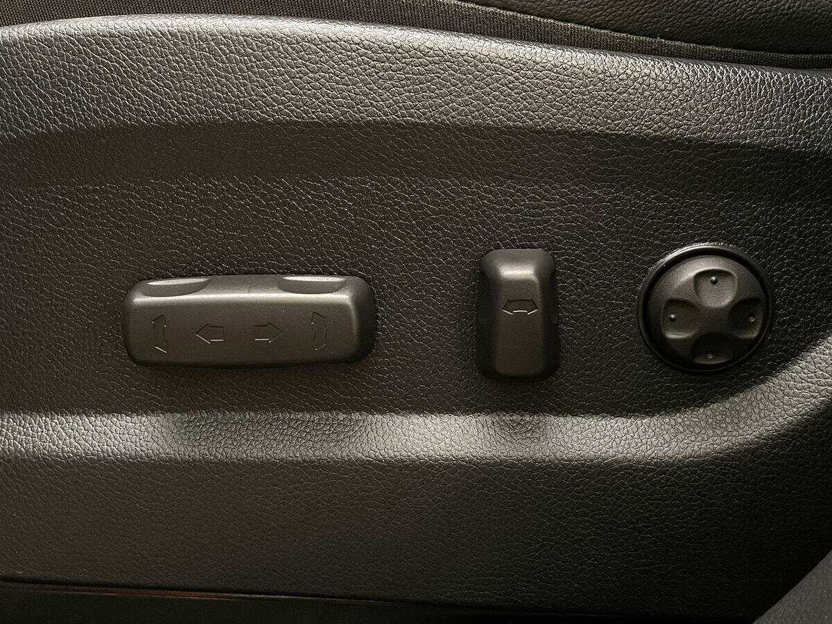 Купить Hyundai Santa Fe, 2015, 67 852 км, фото №15