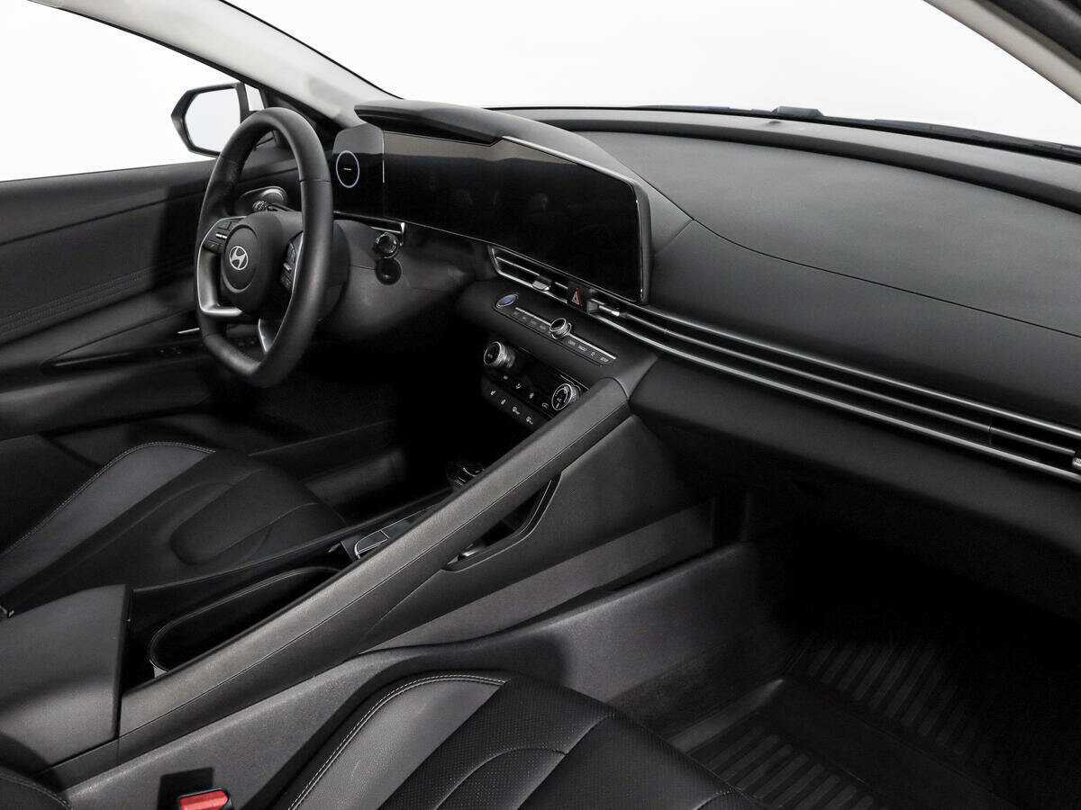 Купить Hyundai Elantra, 2024, 11 234 км, фото №14