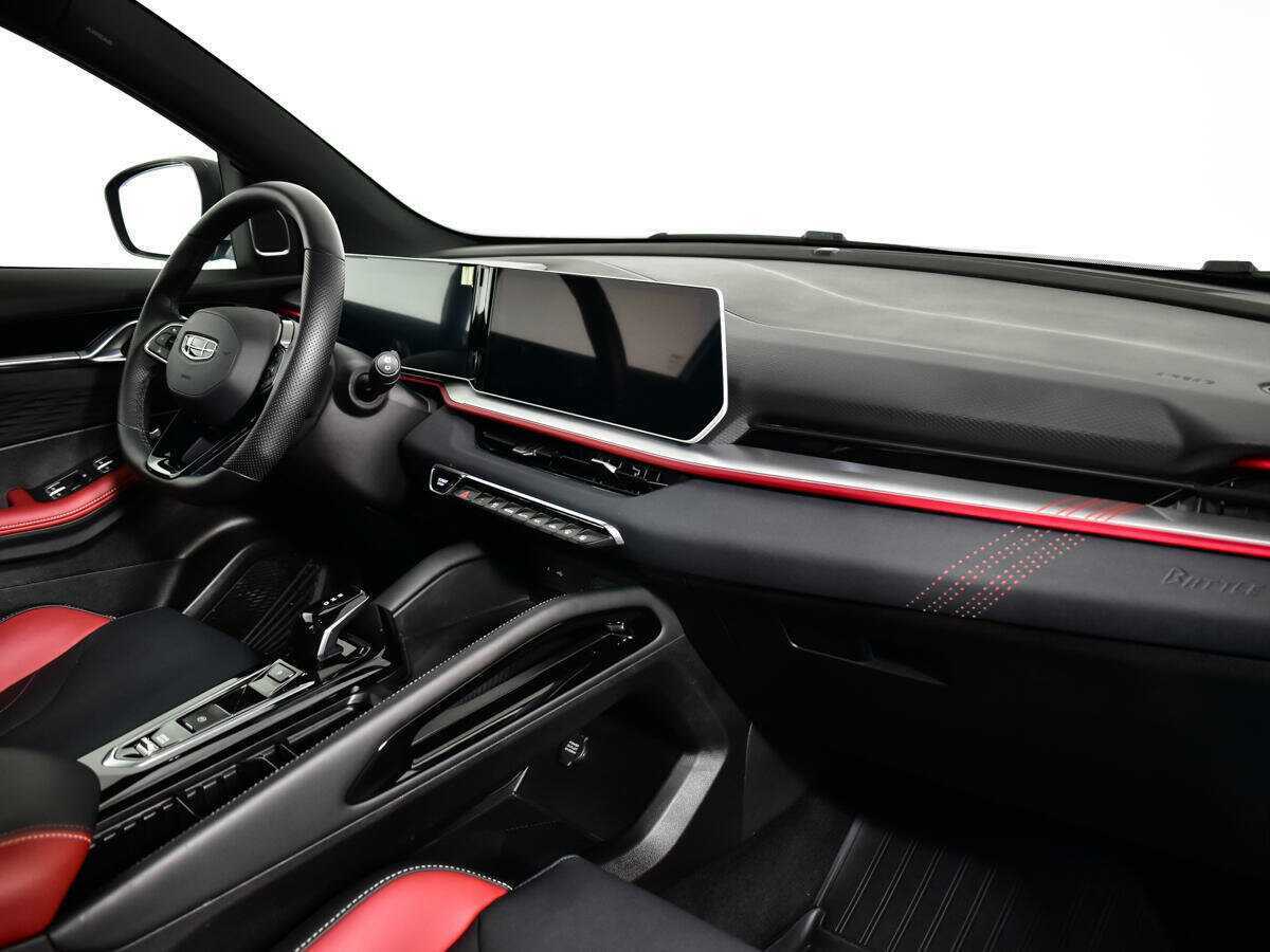 Купить Geely Coolray, 2023, 25 736 км, фото №9