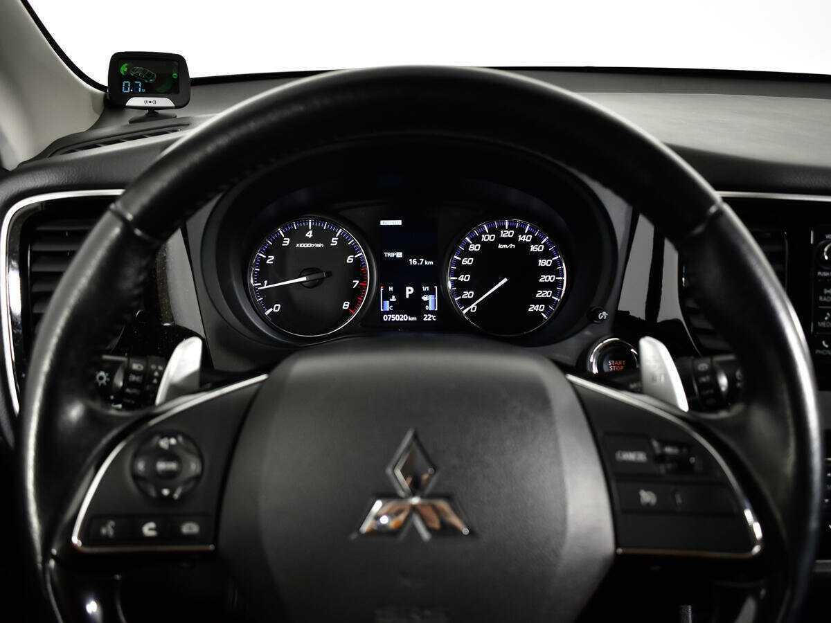 Купить Mitsubishi Outlander, 2016, 75 010 км, фото №10