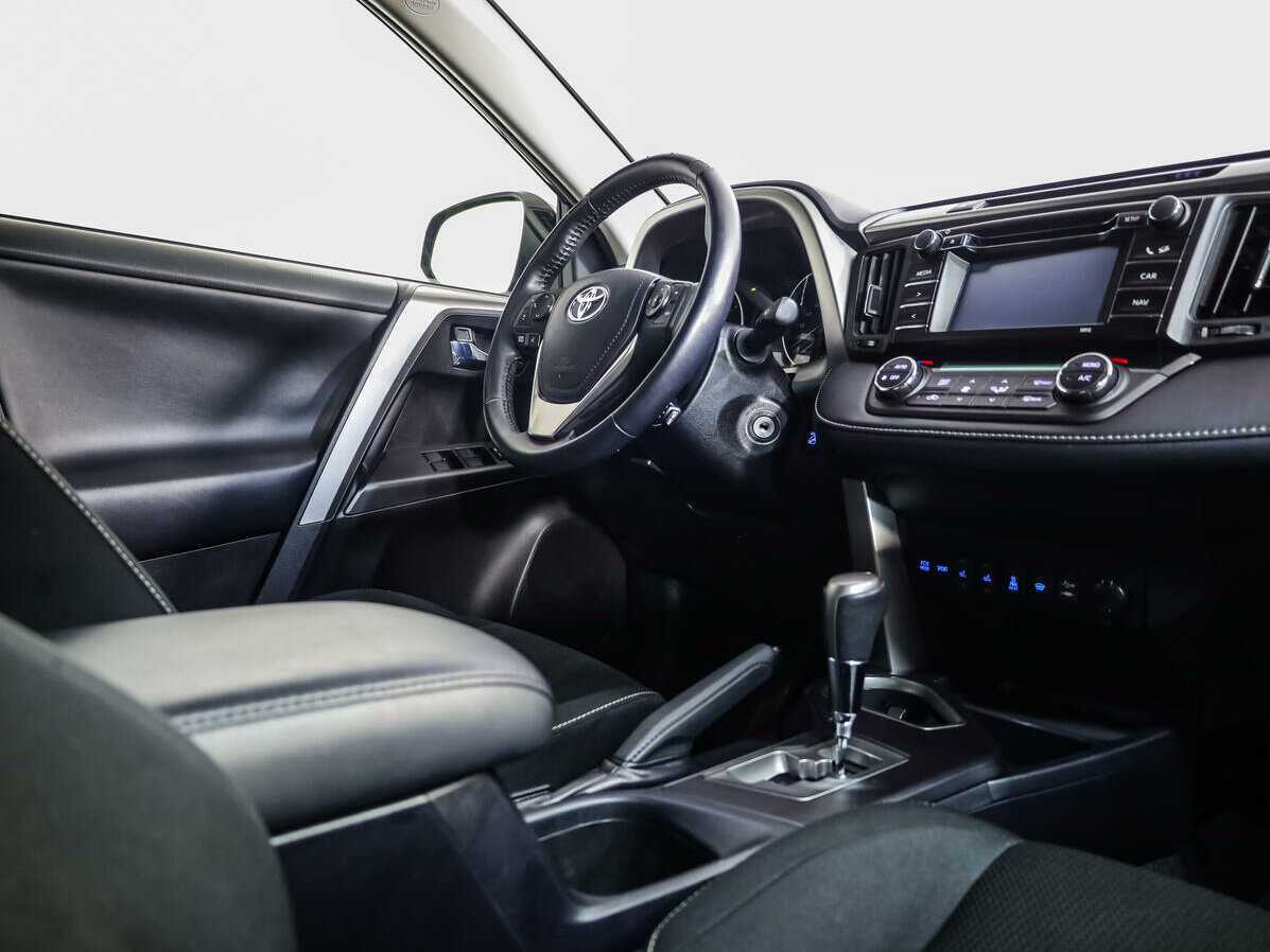 Купить Toyota RAV4, 2015, 108 320 км, фото №8