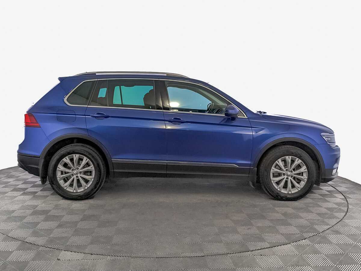Купить Volkswagen Tiguan, 2018, 155 937 км, фото №4