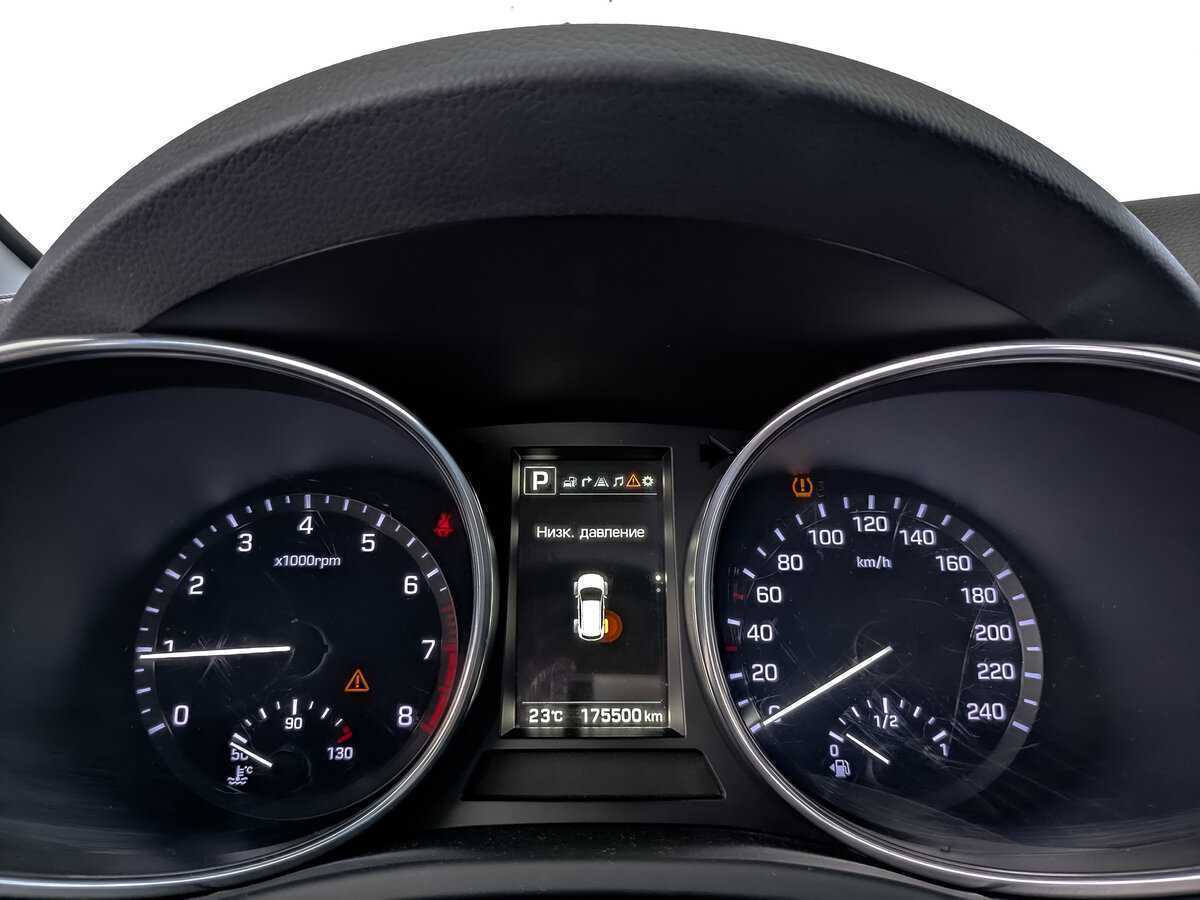 Купить Hyundai Santa Fe, 2017, 175 113 км, фото №12