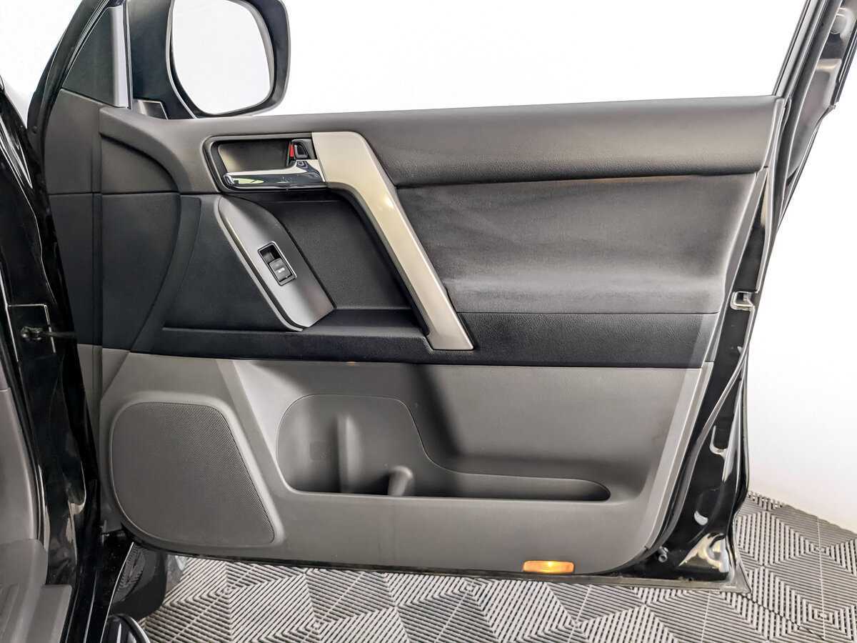 Купить Toyota Land Cruiser Prado, 2012, 203 489 км, фото №20