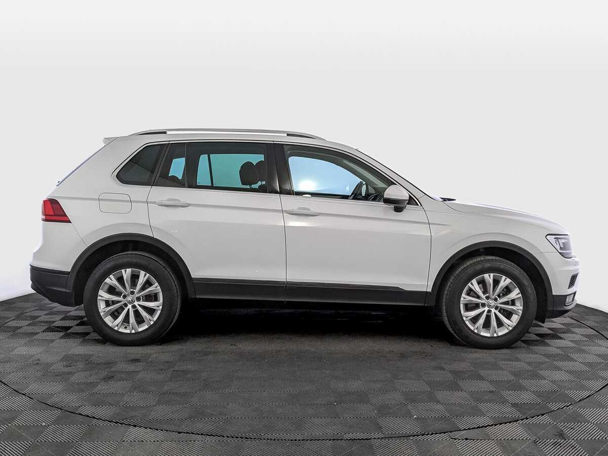 Купить Volkswagen Tiguan, 2018, 99 038 км, фото №4