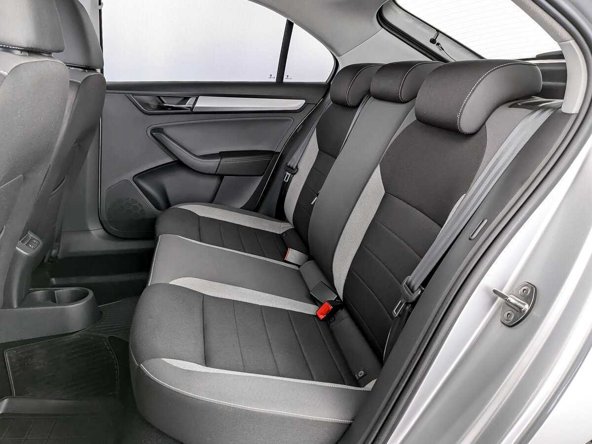 Купить Skoda Rapid, 2018, 122 115 км, фото №10