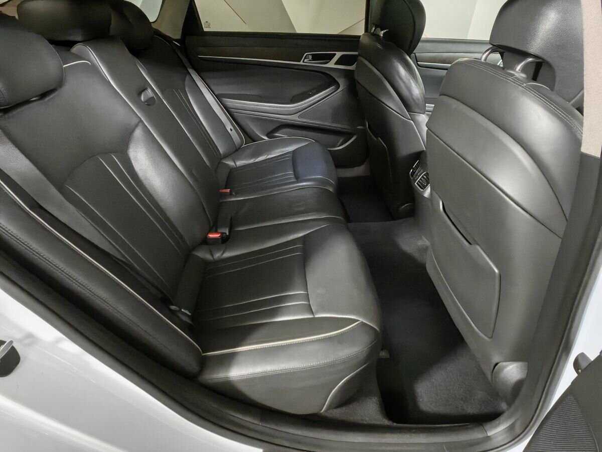 Купить Hyundai Genesis, 2014, 157 920 км, фото №12