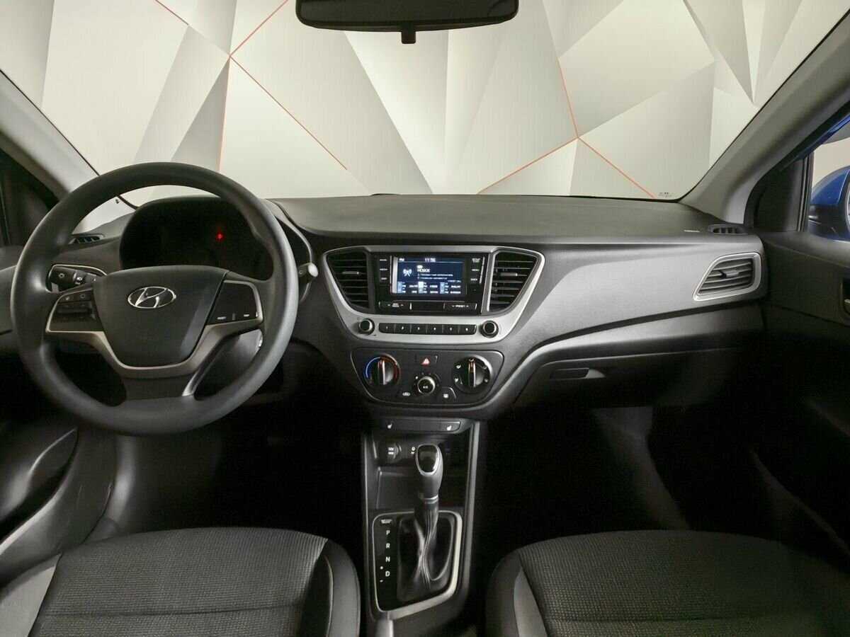 Купить Hyundai Solaris, 2017, 64 021 км, фото №10