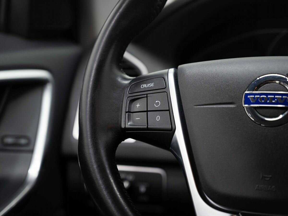 Купить Volvo XC60, 2017, 100 800 км, фото №15