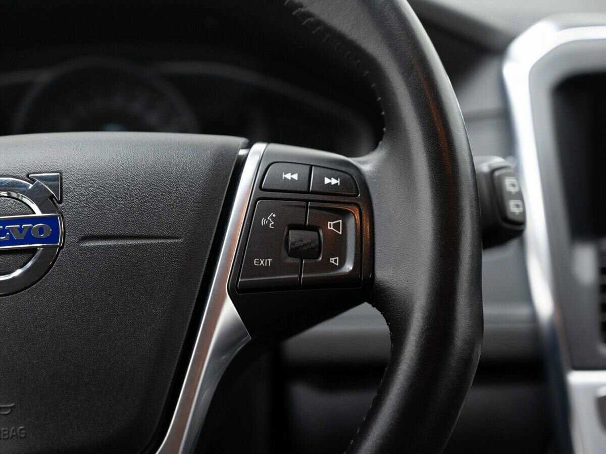 Купить Volvo XC60, 2017, 100 800 км, фото №16