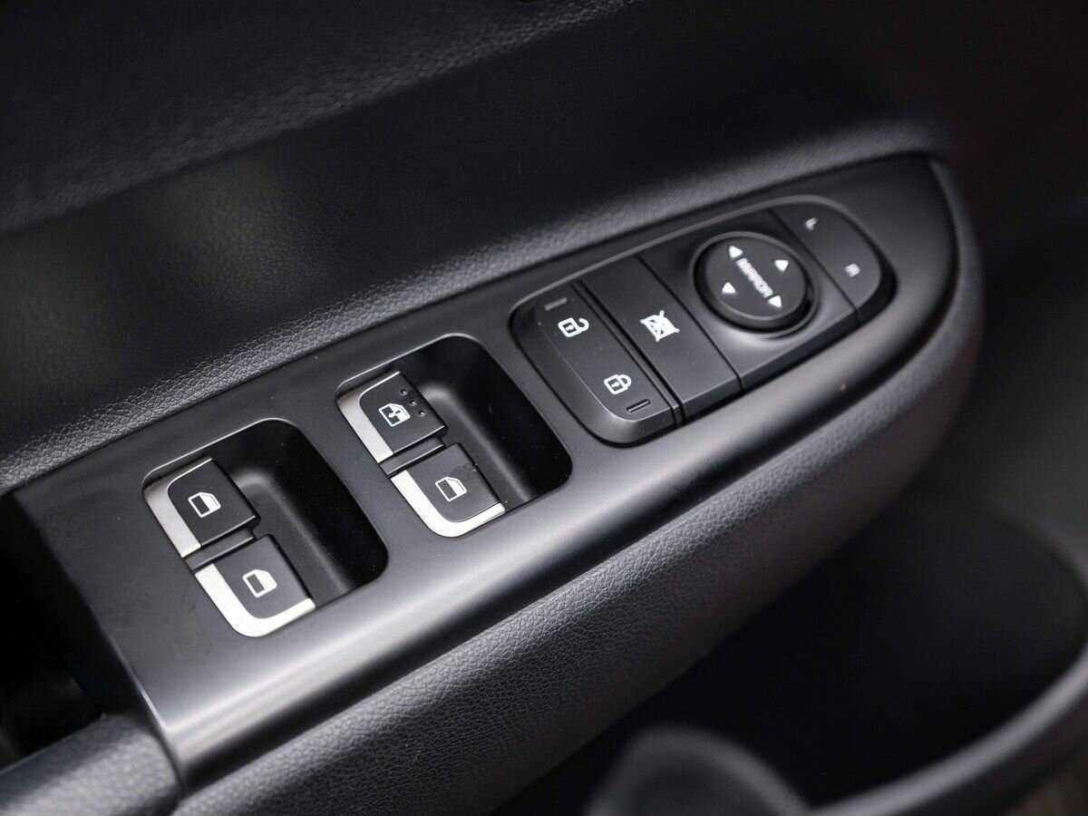 Купить Kia Rio X-Line, 2019, 99 000 км, фото №17