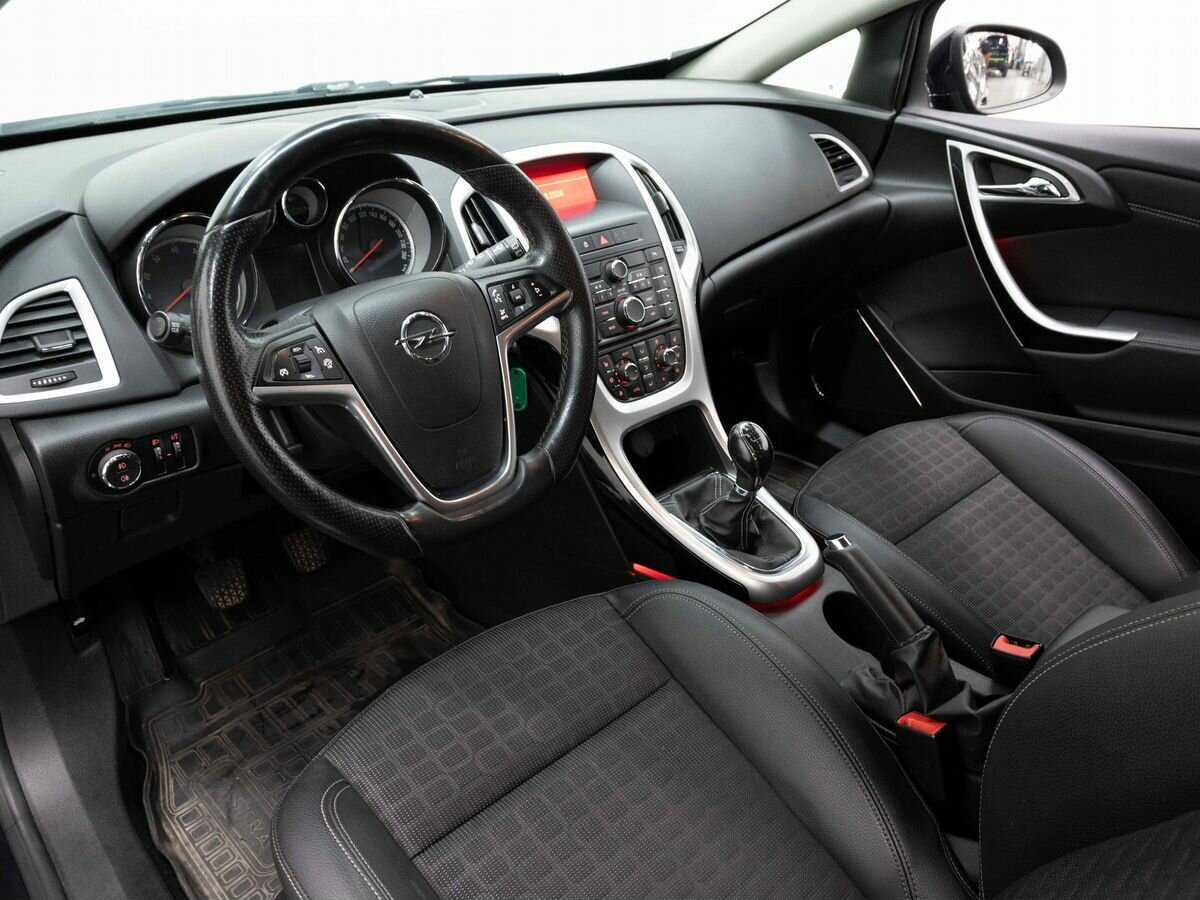 Купить Opel Astra GTC, 2013, 209 300 км, фото №8