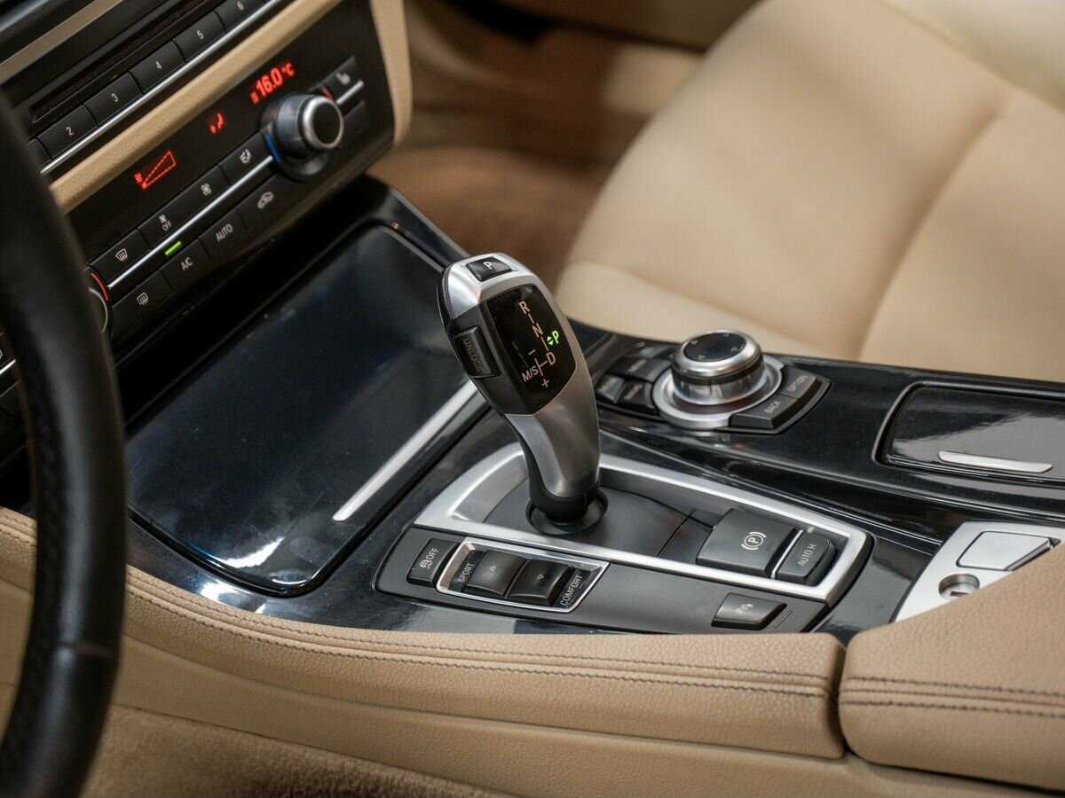 Купить BMW 5 серии 520d, 2014, 269 000 км, фото №17