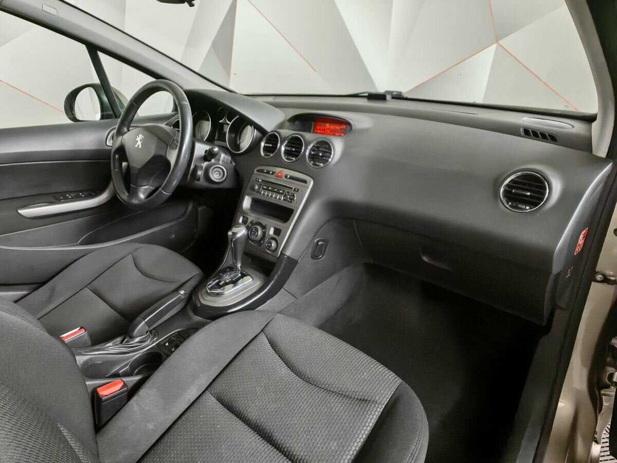 Купить Peugeot 408, 2014, 206 094 км, фото №9