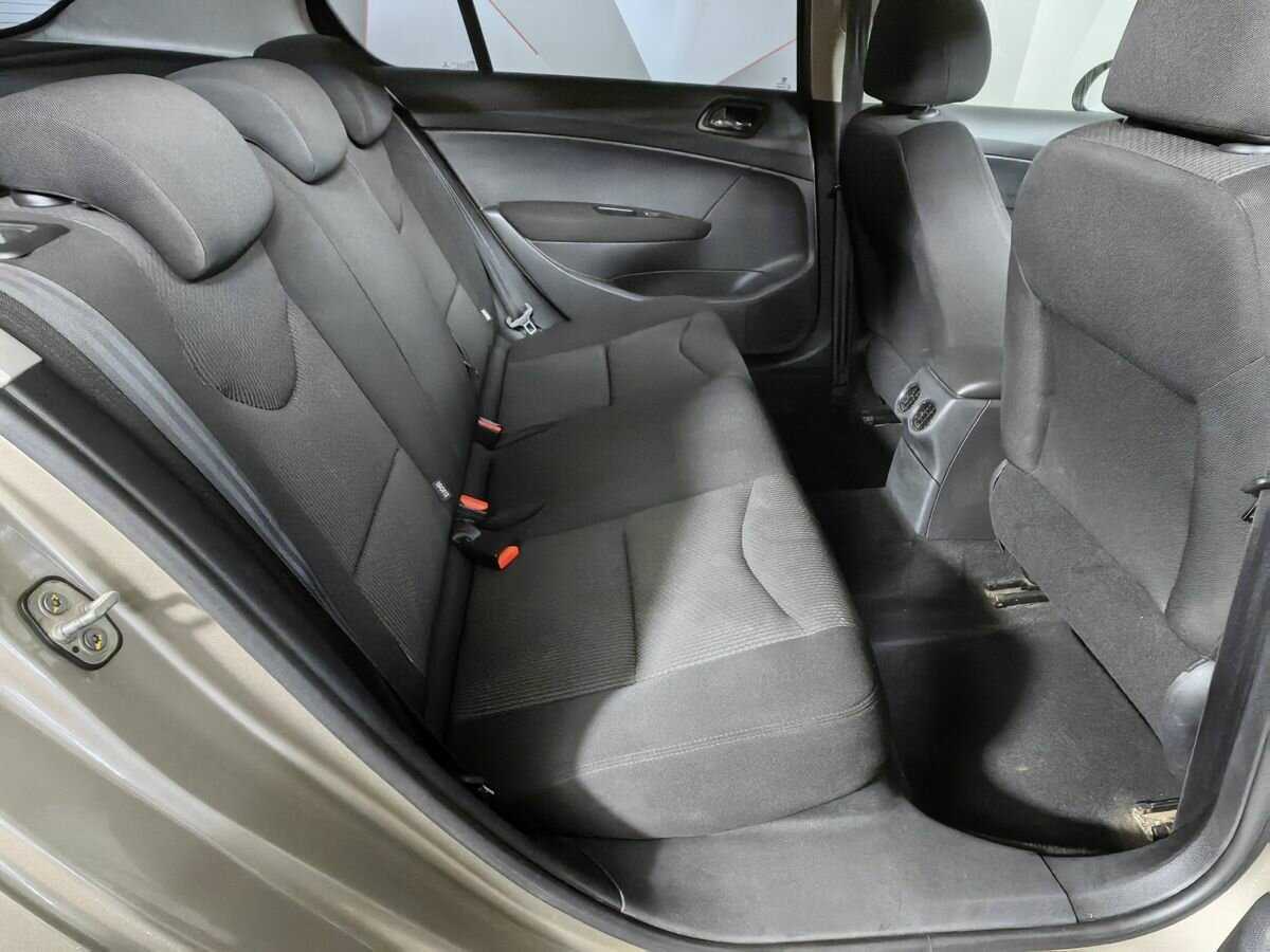 Купить Peugeot 408, 2014, 206 094 км, фото №12