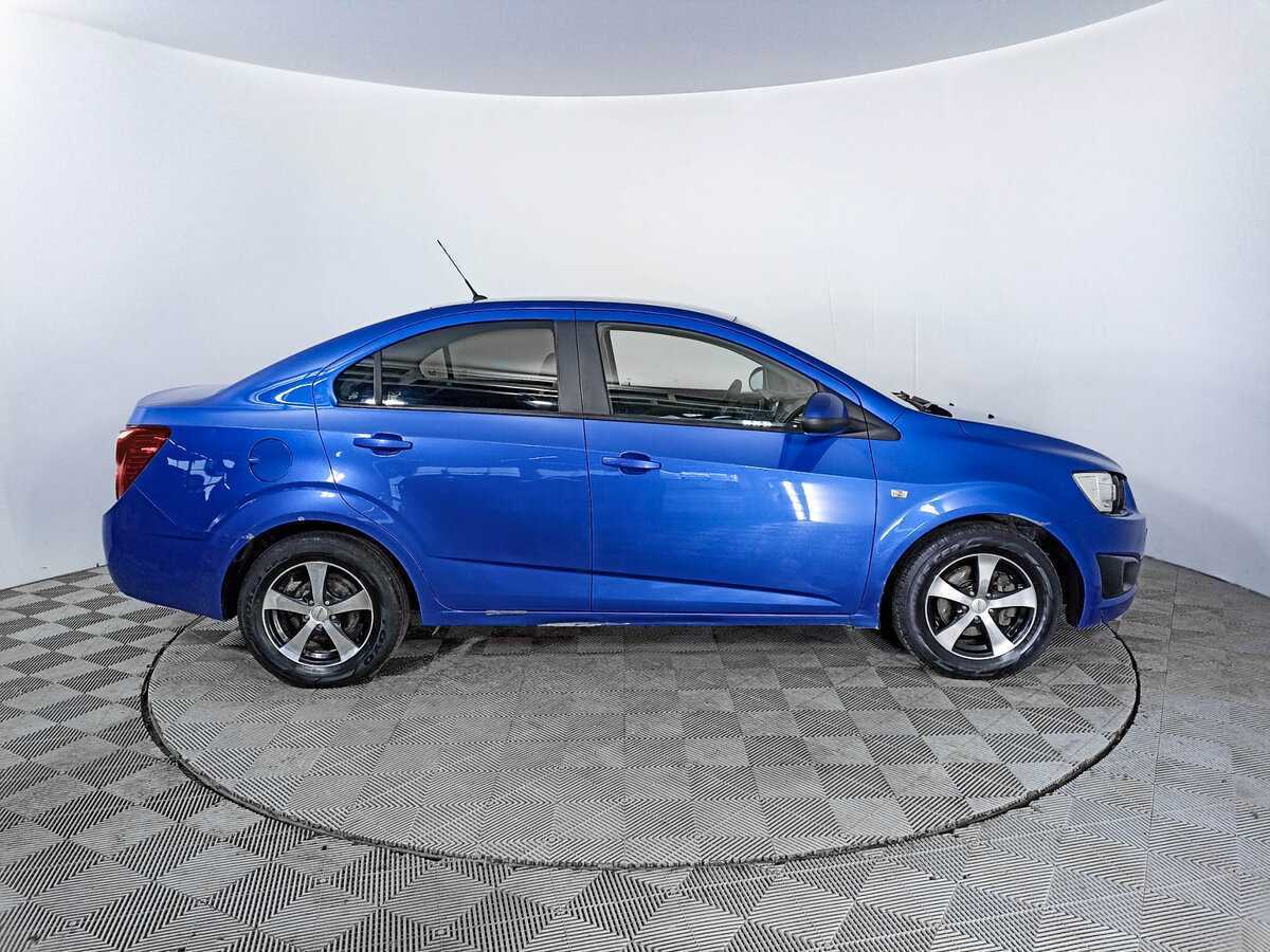 Купить Chevrolet Aveo, 2012, 203 093 км, фото №4